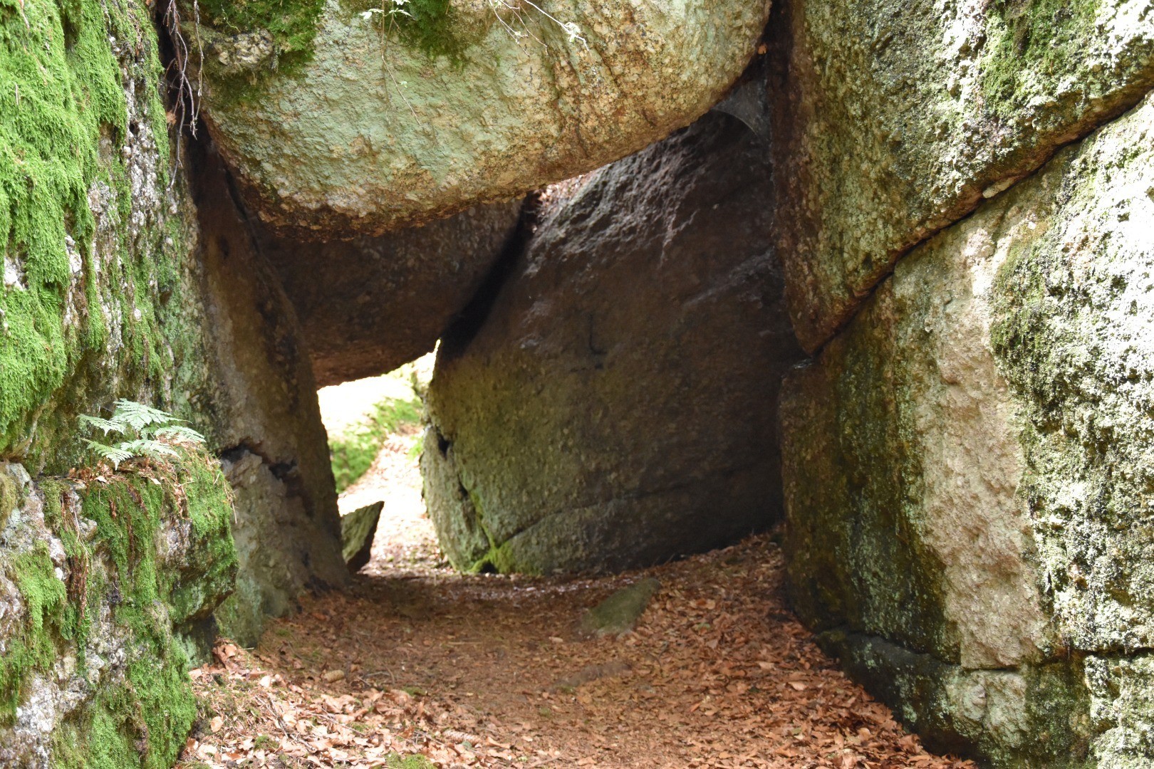 Kleine Höhle.jpg