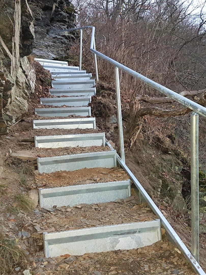 Alpineisen-Steinbock, Alpineisen-Luchs