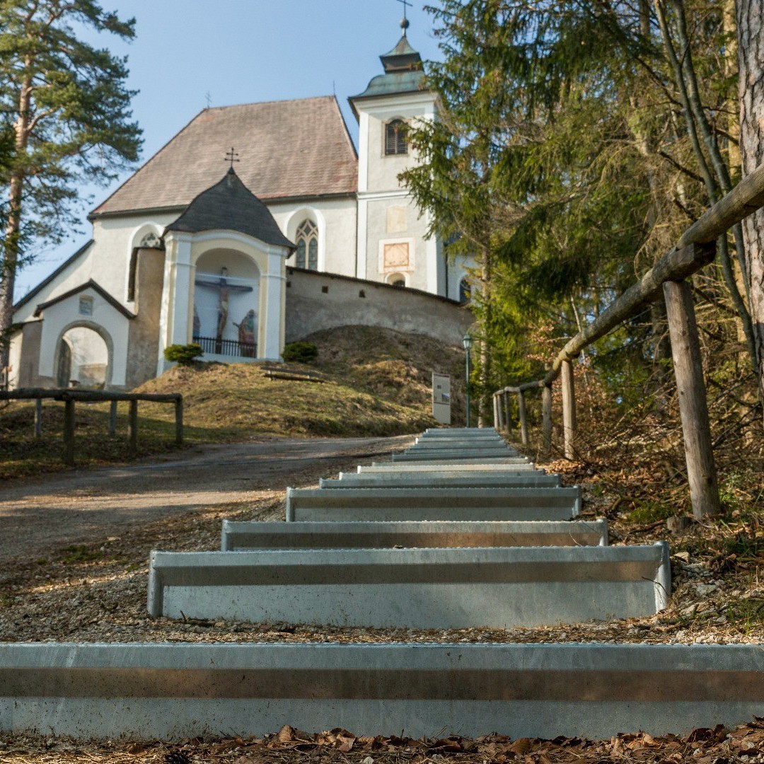 alpineisen Stufen Wanderweg