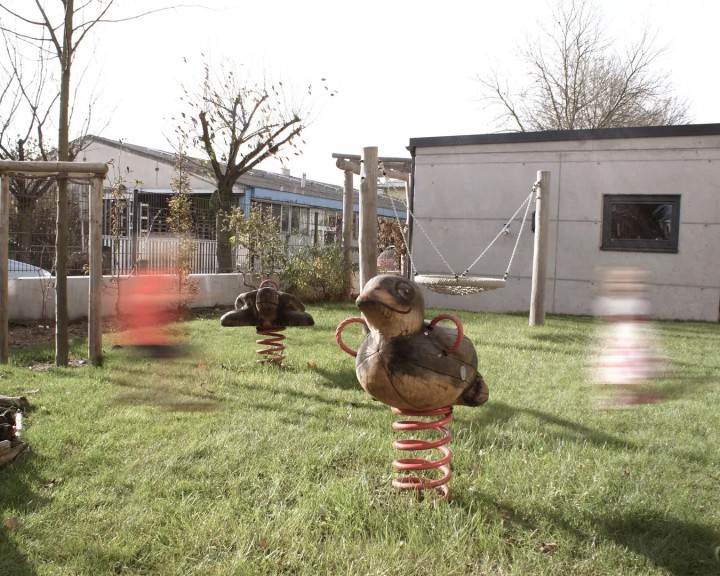 Umdasch Spielplatz Betrieb Kindergarten Wipptiere Spiel