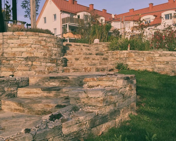Steinmauer Gelände Stützmauer Garten V privat