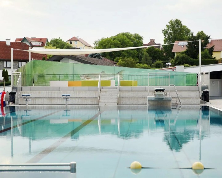 Freiraumöblierung Sonnensegel Stauden Freibad Aschbach