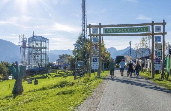 p1030547-002-1624004292_large_x1_DvjFsvo77W