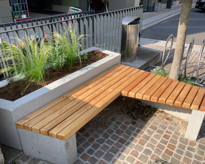 Freiraum Möblierung Bahnhof Scheibbs