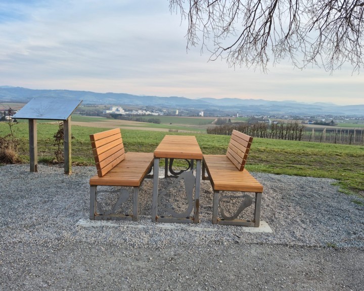 Herz des Mostviertel Rundwanderwegs Sitzgelegenheiten