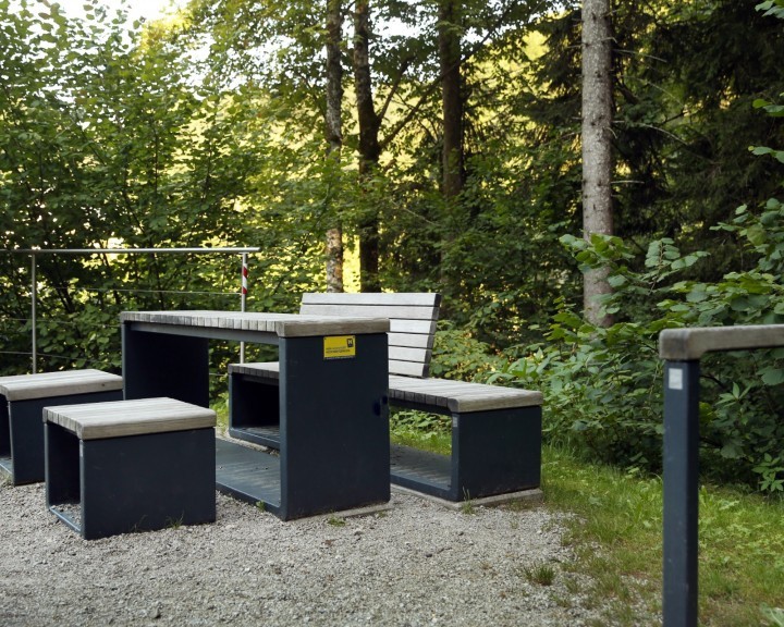 Rastplatz Freiraummöblierung Radweg Ybbstalradweg Zeit für's ich Wassergebundene Decke sickerfähig