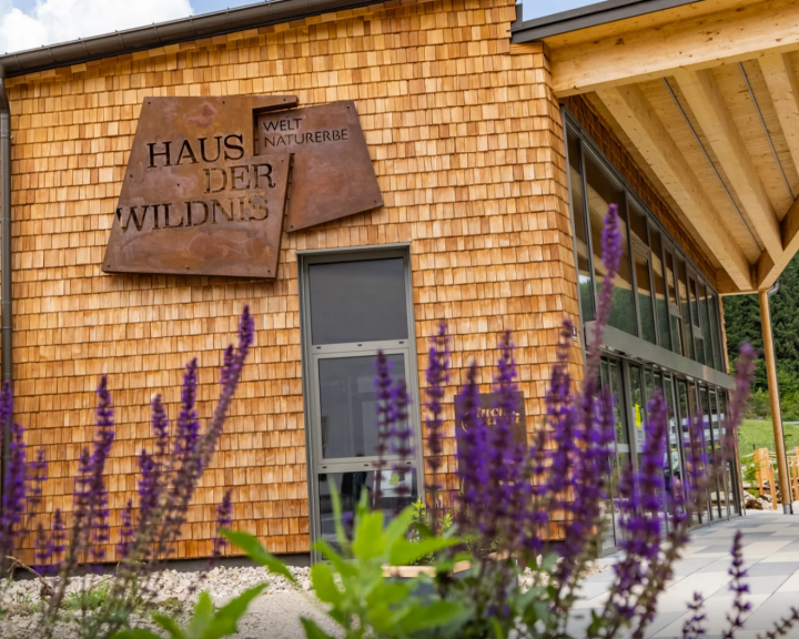 Haus der Wildnis Eingang Weltkulturerbezentrum Lunz am See