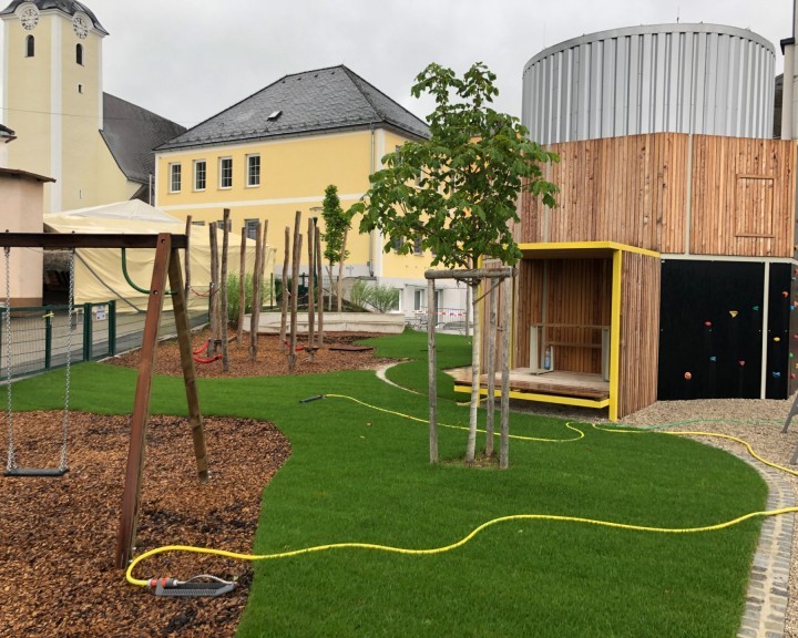 Spiellandschaft Schulumfeld Biberturm Bibterbach