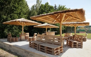 Sandstrand Schilfschirm Biberbeach Biberbach Chilloutarea