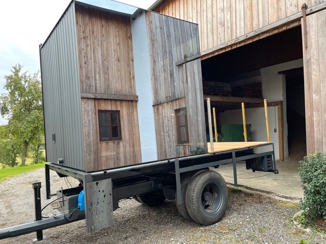 Transport Sauna verspiegelt